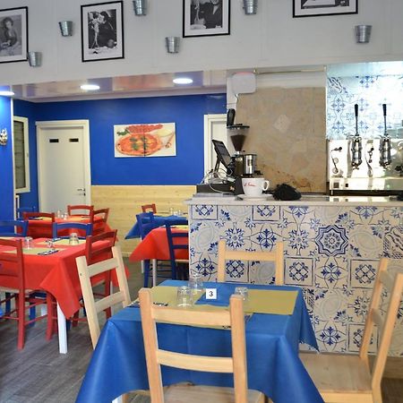 מלון Mangia E Dormi Roma מראה חיצוני תמונה
